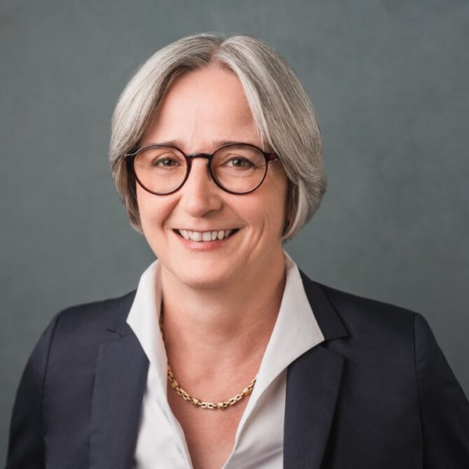 Dr. Anke Sax, COO/CTO und CIO des Jahres 2019 in der Kategorie Mittelstand, KGAL GmbH & Co. KG