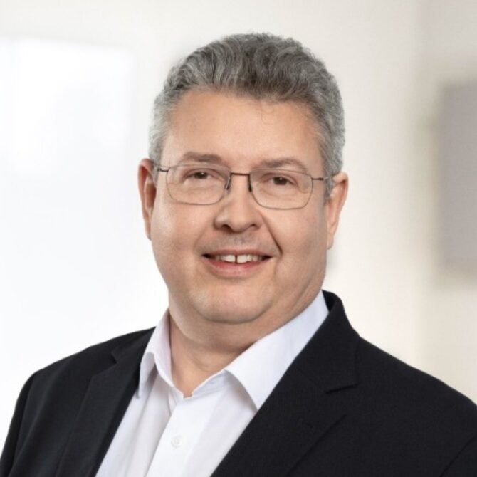 Roland Schütz, Group CIO, Phönix Pharma