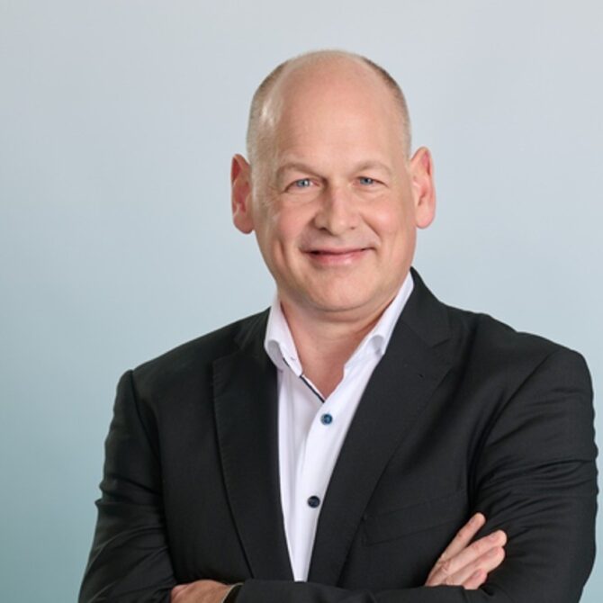 Henning Schneider, Chief Information Officer (CIO), Asklepios
