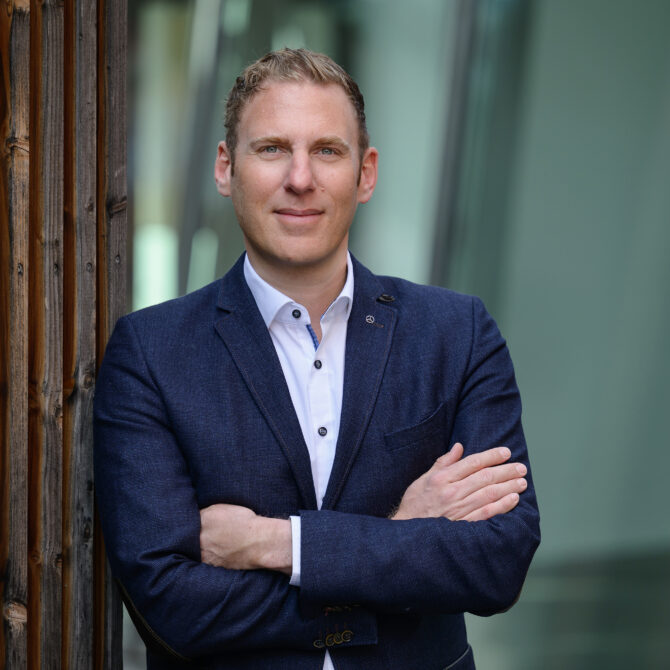 Markus Scholz, Chief Enterprise Architect & Head of IT Strategy, Mercedes Benz AG