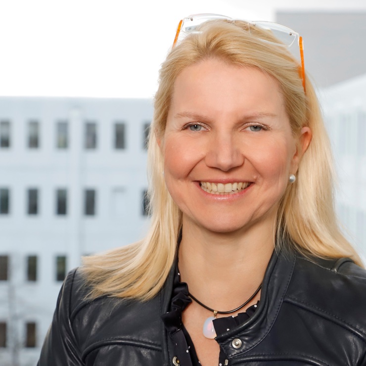 HANNA HENNIG